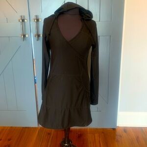 Athleta sport dress/ Coverup Small